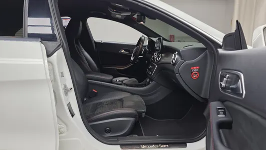 Mercedes-Benz CLA-Class C117 CLA220 AMG Line 2018 11