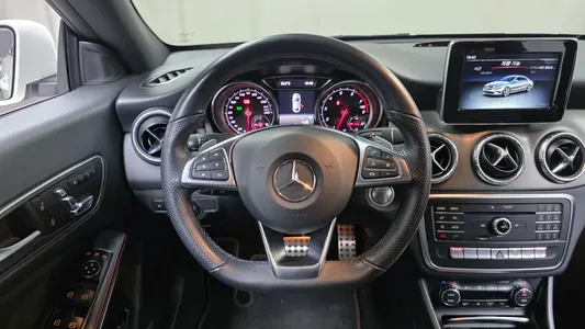 Mercedes-Benz CLA-Class C117 CLA220 AMG Line 2018 13