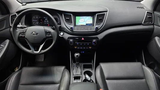 Hyundai Tucson 2.0 4WD 2015 7