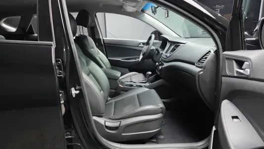 Hyundai Tucson 2.0 4WD 2015 11