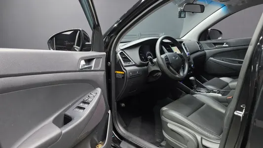 Hyundai Tucson 2.0 4WD 2015 10