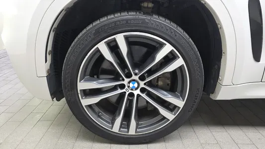 BMW X6 (F16) M50d 2015 5