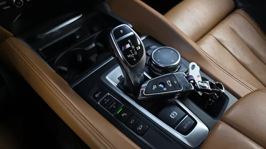 BMW X6 (F16) M50d 2015 9