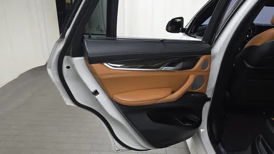 BMW X6 (F16) M50d 2015 25
