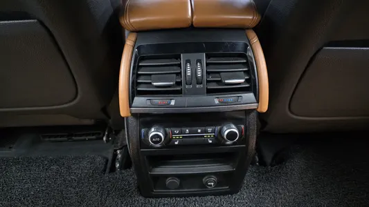 BMW X6 (F16) M50d 2015 34