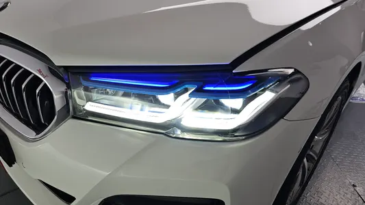 BMW 5 Series (G30) 520i 2018 22