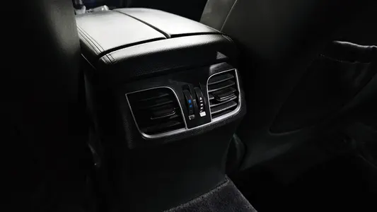 Hyundai DH G330 2014 17