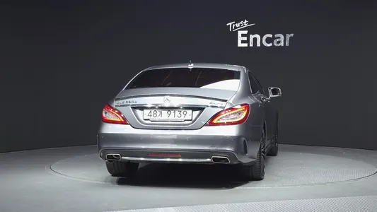 Mercedes-Benz CLS-Class W218 CLS250 d 4MATIC AMG Line 2017 4