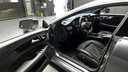 Mercedes-Benz CLS-Class W218 CLS250 d 4MATIC AMG Line 2017 10