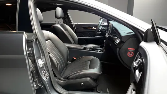 Mercedes-Benz CLS-Class W218 CLS250 d 4MATIC AMG Line 2017 26