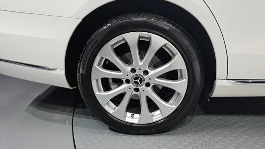 Mercedes-Benz E-Class W213 E300 2018 5