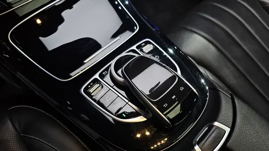 Mercedes-Benz E-Class W213 E300 2018 15
