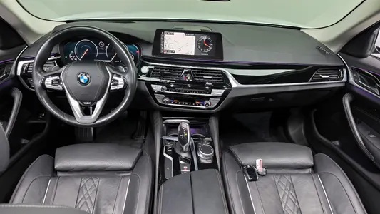 BMW 5 Series (G30) 520d xDrive 2019 7