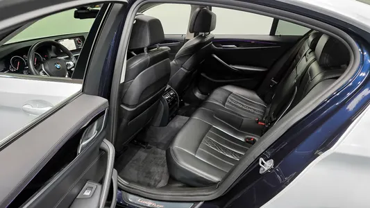 BMW 5 Series (G30) 520d xDrive 2019 12