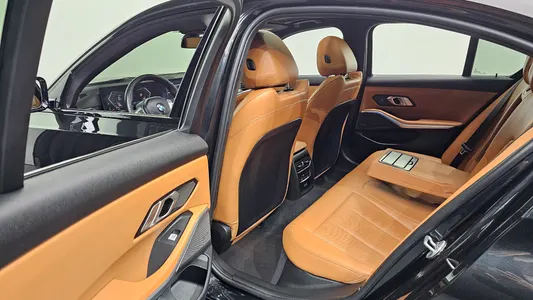 BMW 3 Series (G20) 320i M 2023 26