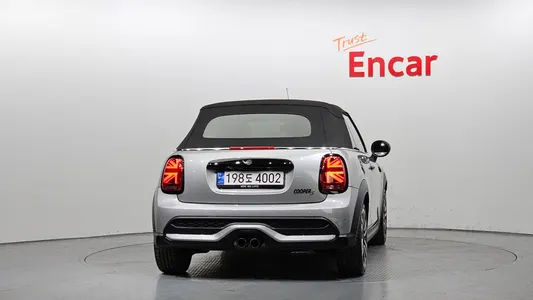 MINI S Convertible 2023 4