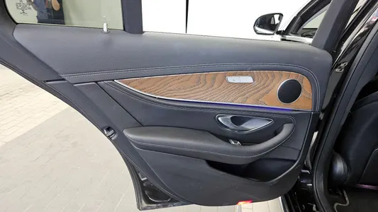 Mercedes-Benz E-Class W213 E220d 4MATIC 2019 25