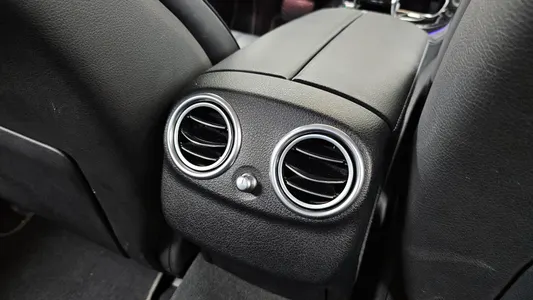 Mercedes-Benz E-Class W213 E220d 4MATIC 2019 31