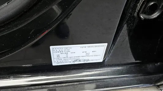 Mercedes-Benz E-Class W213 E220d 4MATIC 2019 27
