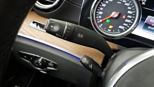 Mercedes-Benz E-Class W213 E220d 4MATIC 2019 29