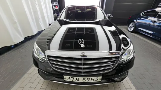Mercedes-Benz E-Class W213 E220d 4MATIC 2019 30