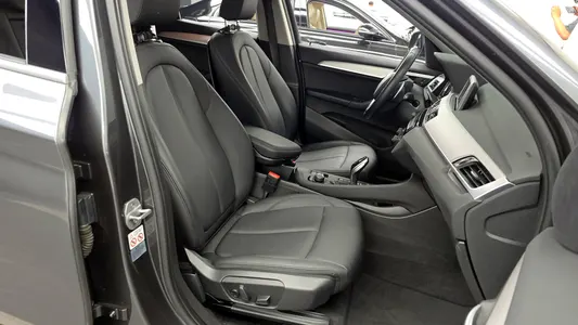 BMW X1 (F48) xDrive 20i 2020 11