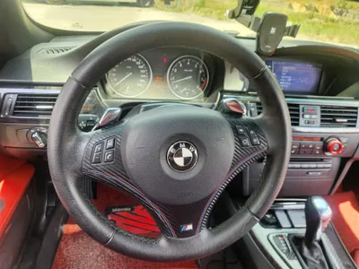 BMW 3 Series (E90) 328i 2010 5