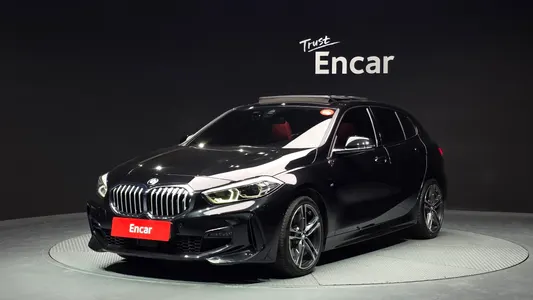 BMW 1 Series (F40) 120i M 2021