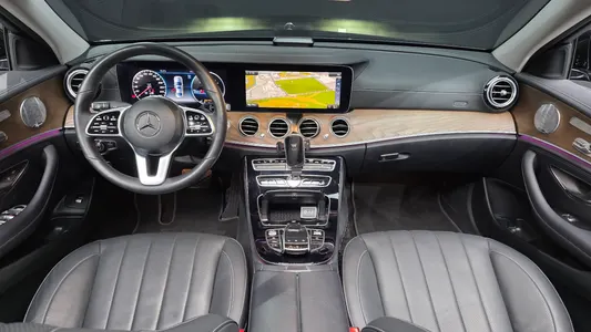 Mercedes-Benz E-Class W213 E300 4MATIC 2019 7
