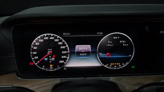 Mercedes-Benz E-Class W213 E300 4MATIC 2019 8