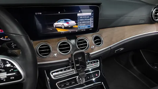 Mercedes-Benz E-Class W213 E300 4MATIC 2019 13