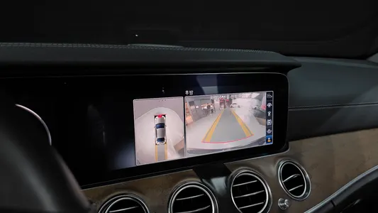 Mercedes-Benz E-Class W213 E300 4MATIC 2019 14