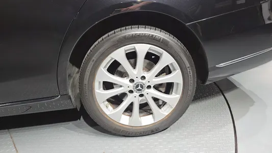 Mercedes-Benz E-Class W213 E300 4MATIC 2019 21