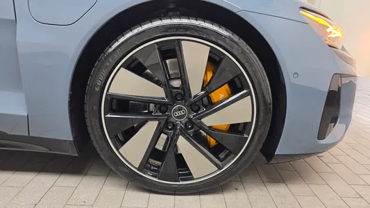 Audi e- GT GT 2022 21