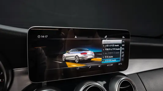 Mercedes-Benz C-Class W205 C200 2019 15
