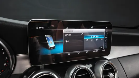Mercedes-Benz C-Class W205 C200 2019 16