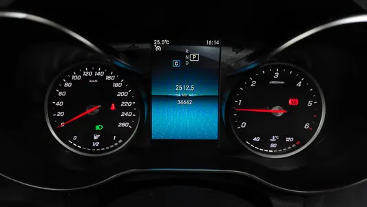 Mercedes-Benz C-Class W205 C220 d 2019 8