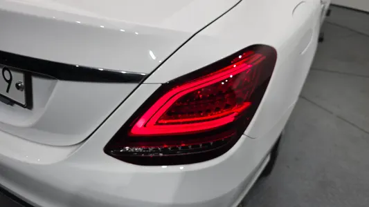 Mercedes-Benz C-Class W205 C220 d 2019 23