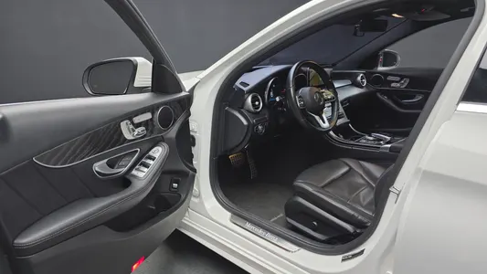 Mercedes-Benz C-Class W205 C220 d 4MATIC AMG Line 2019 10