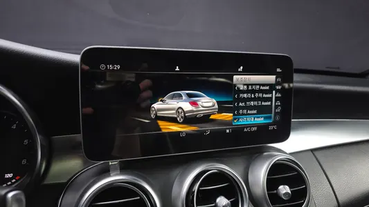 Mercedes-Benz C-Class W205 C220 d 4MATIC AMG Line 2019 16