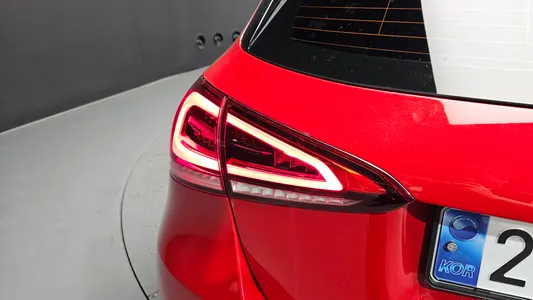 Mercedes-Benz A-Class W177 A220 2019 23