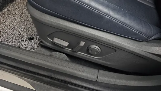 Hyundai (DN8) 1.6 2023 34