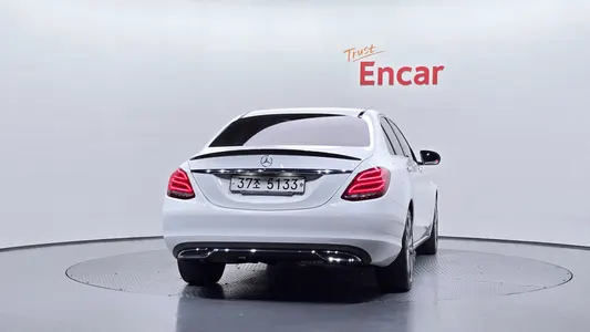 Mercedes-Benz C-Class W205 C200 2018 4