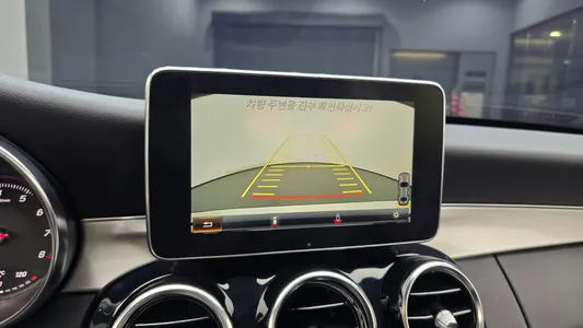 Mercedes-Benz C-Class W205 C200 2018 15