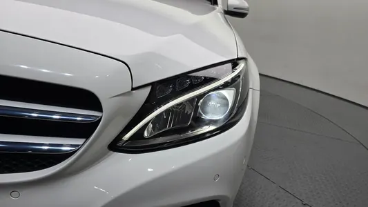 Mercedes-Benz C-Class W205 C200 2018 22