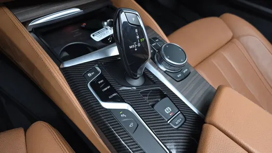 BMW 5 Series (G30) 520d M 2017 8