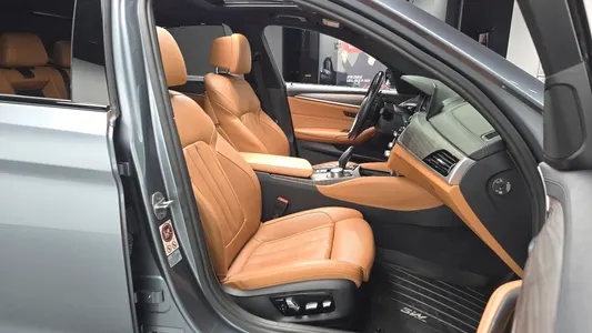 BMW 5 Series (G30) 520d M 2017 10