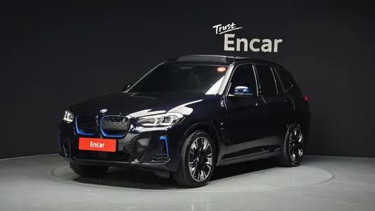 BMW iX3 M 2022