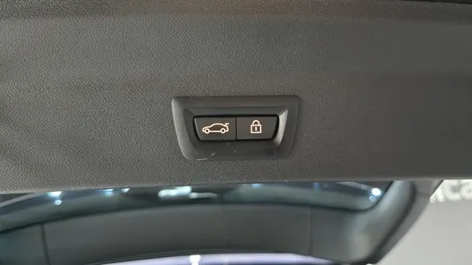 BMW iX3 M 2022 28
