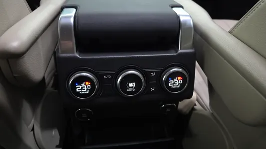 Land Rover 5 3.0 SD6 HSE 2019 18